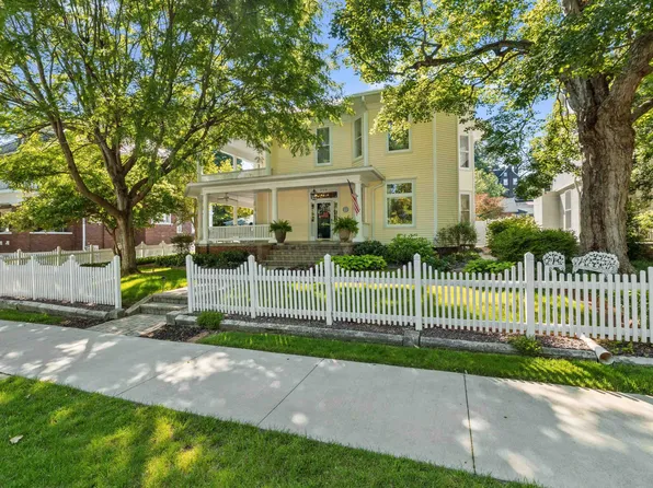 220 S Main St, Henderson, KY 42420