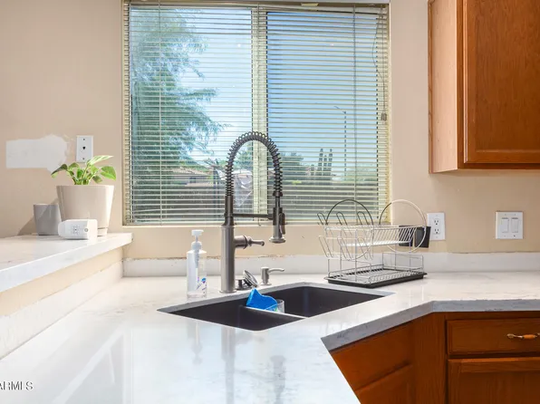 11521 W PARADISE Drive, El Mirage, AZ 85335