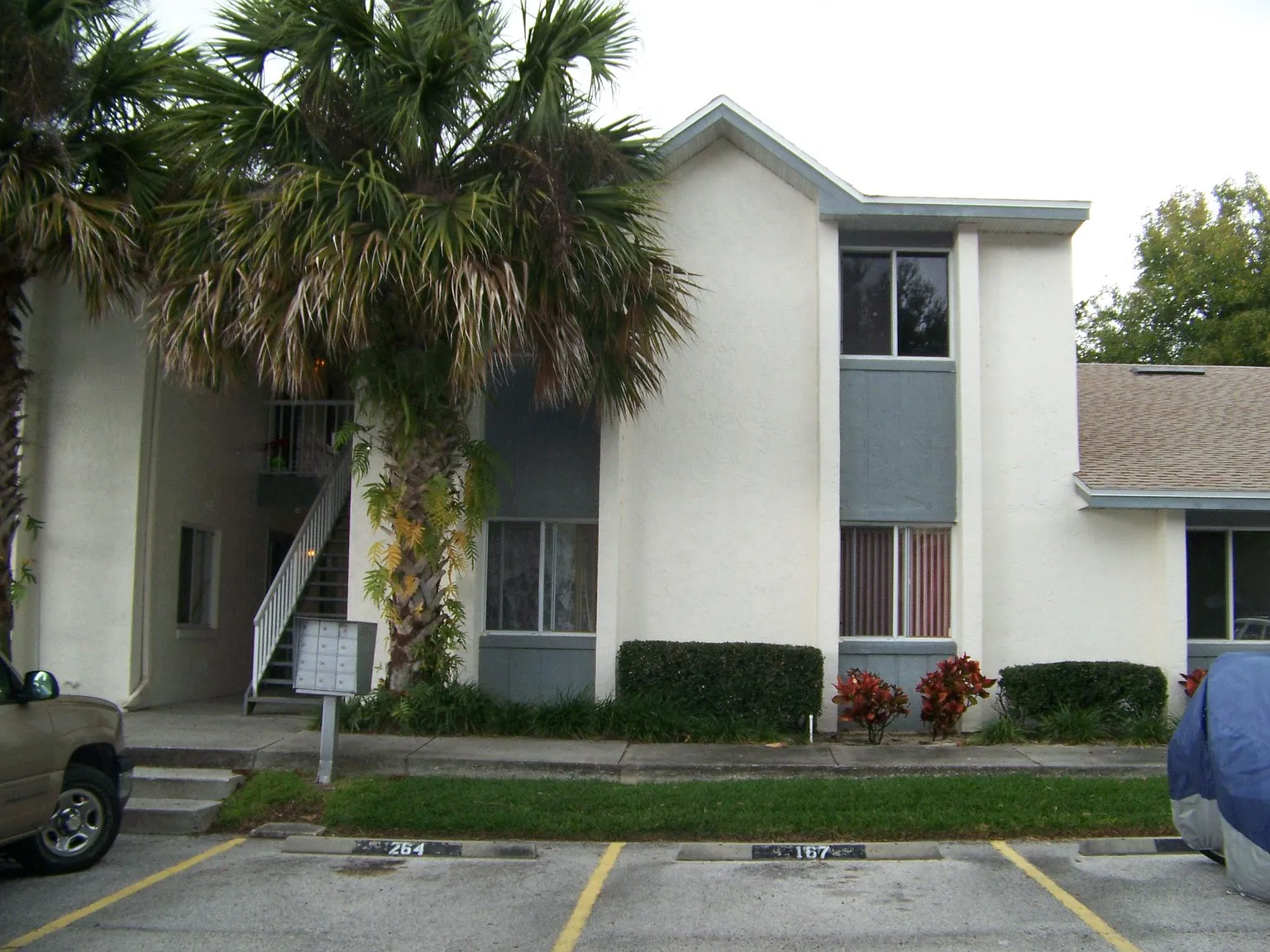 1 bed, 648 sqft, $975 — Photo 2