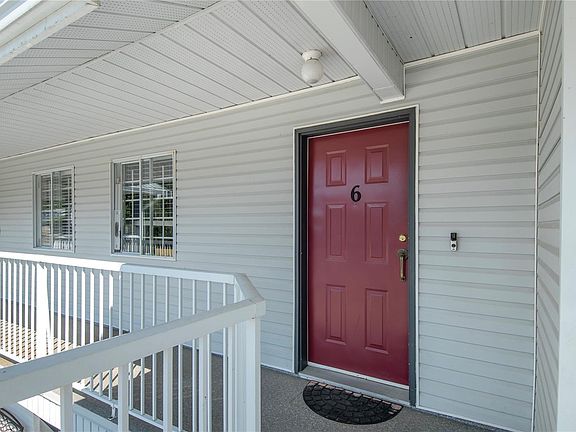 4th image of 695 Upland Dr #6
