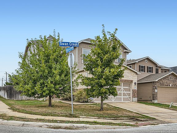 3rd image of 10227 Swan Creek