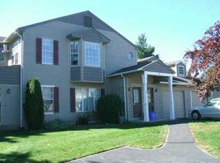18 Pond Ct #C, North Providence, RI 02904