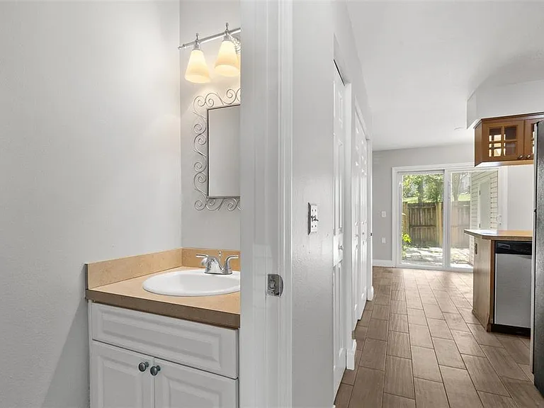 5709 Dalden Dr — Photo 8