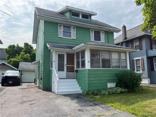 4 Union St, Batavia, NY 14020