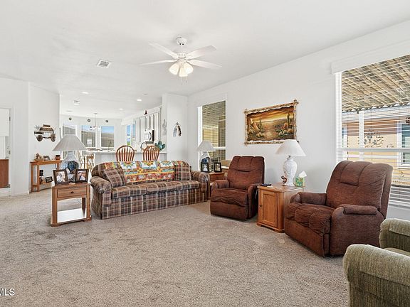 5th image of 312 E O'Neil Drive #127