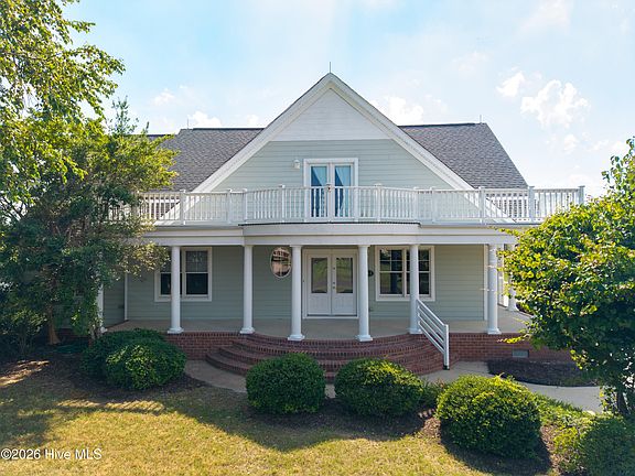 2nd image of 163 Mariners Way