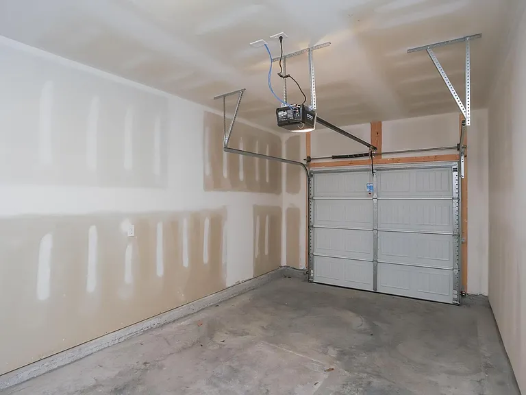 250 Hazel Ln — Photo 38