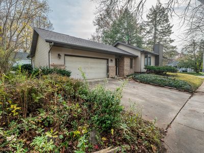 902 E Washington St, Urbana, IL, 61801