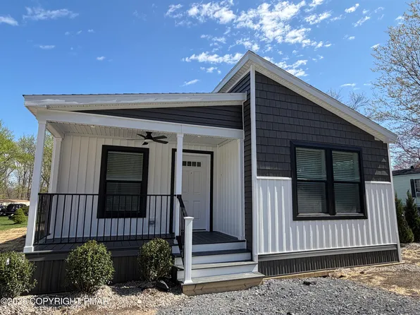 425 Upper Pmhe North Dr #N33, East Stroudsburg, PA 18302