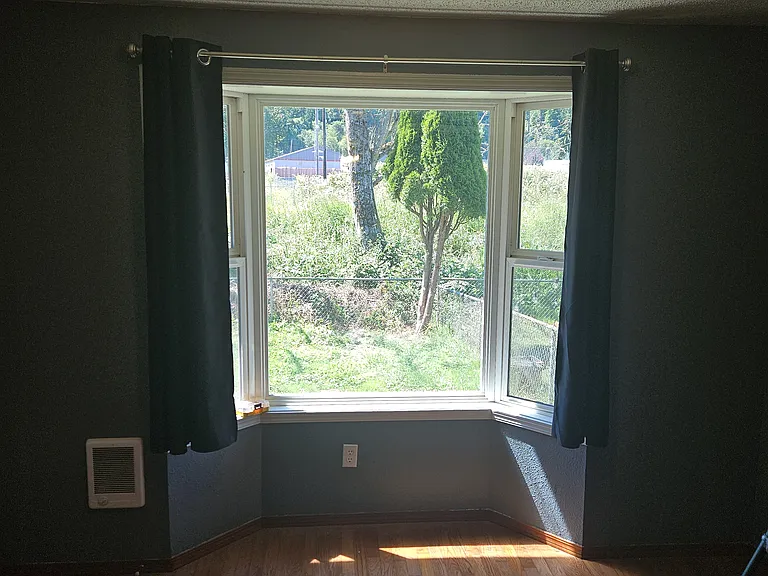 334 3rd Pl SW — Photo 9