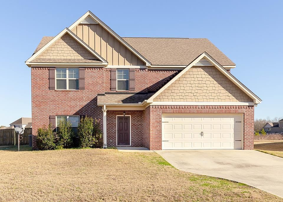 1st image of 7 Mill Dr