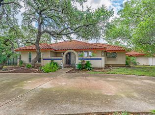 8470 Park Lane Dr, San Antonio, TX 78266