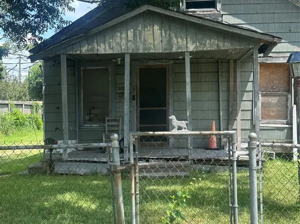 3615 Crandon St, Houston, TX 77026