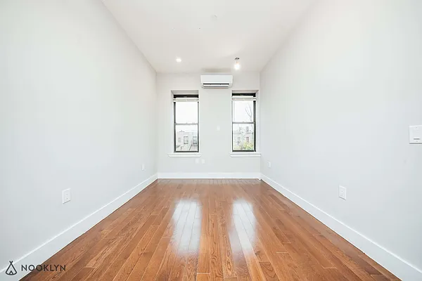 Rented by Nooklyn NYC LLC | media 2