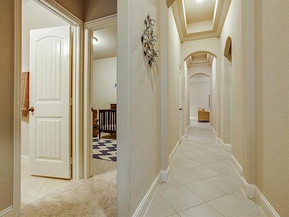 3rd image of 1113 Hayden Ln