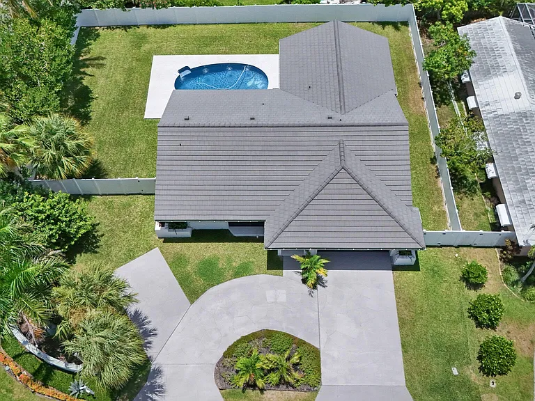 1291 Bimini Ln — Photo 38