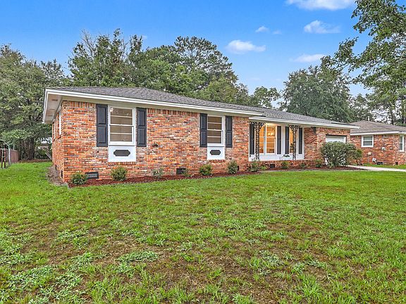 5th image of 1234 Woodside Dr