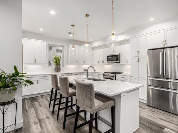 6820 E Lowry Blvd, Denver, CO 80230