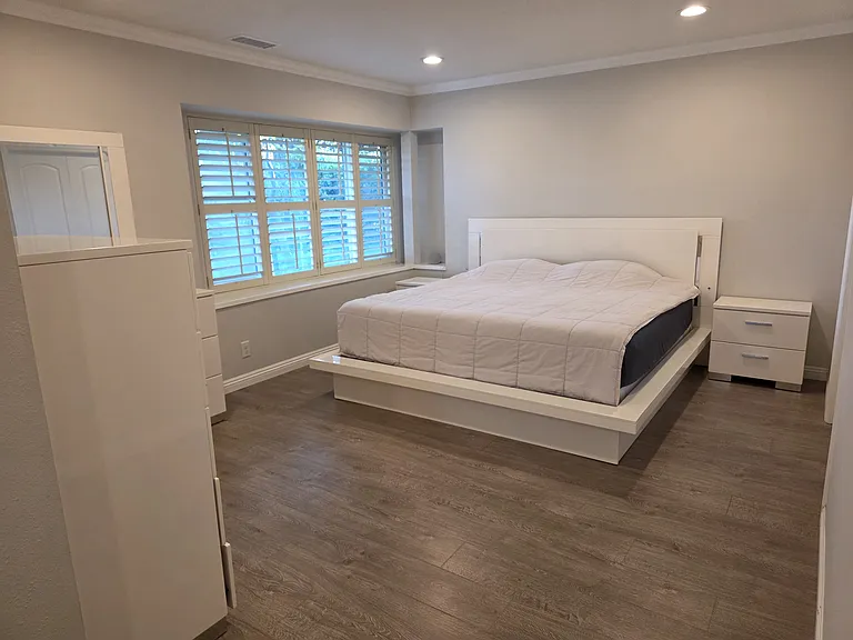 2833 E Alden Pl — Photo 30