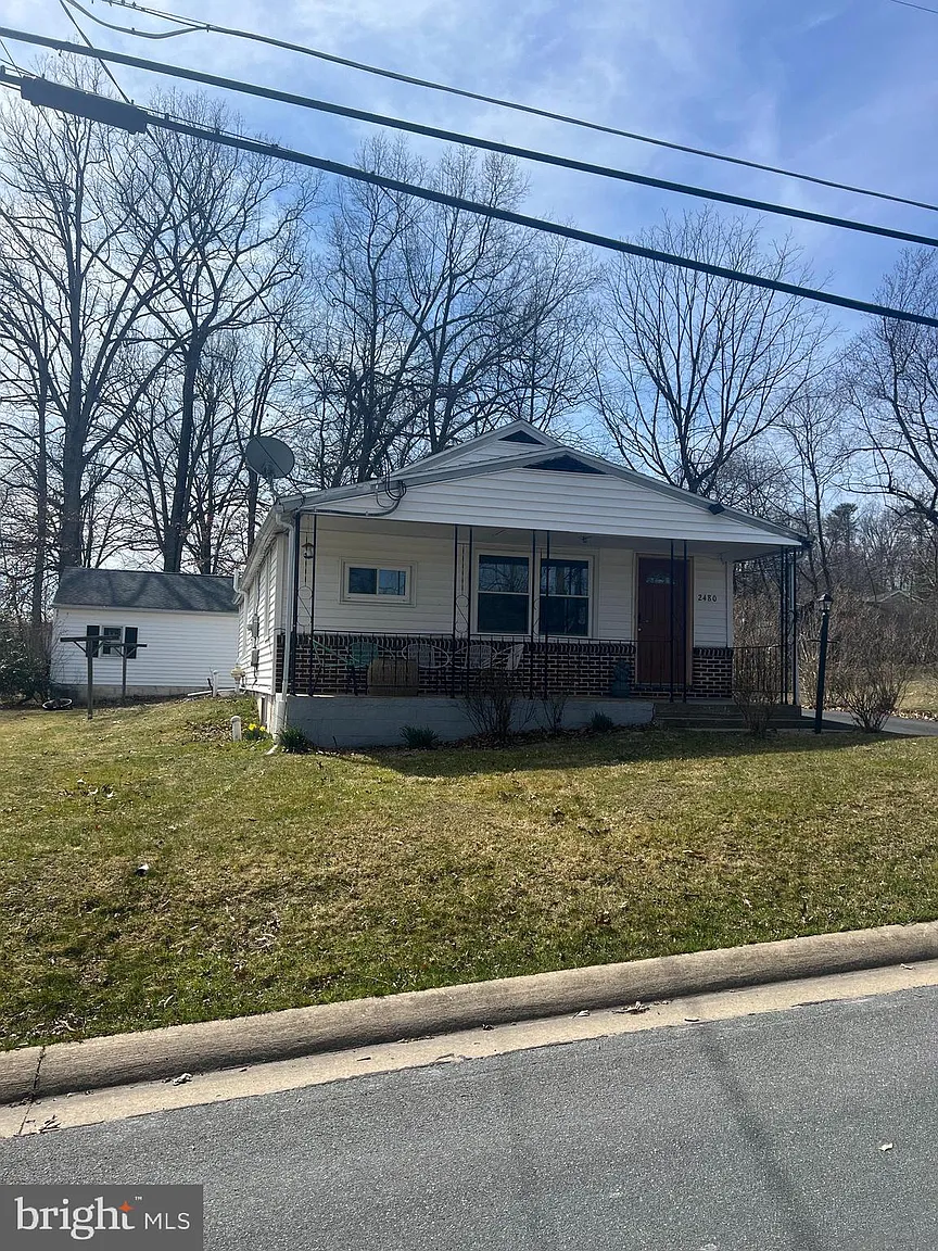2480 E Circleville Rd photo 1