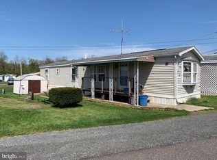 205 Bordic Rd, Reading, PA 19606