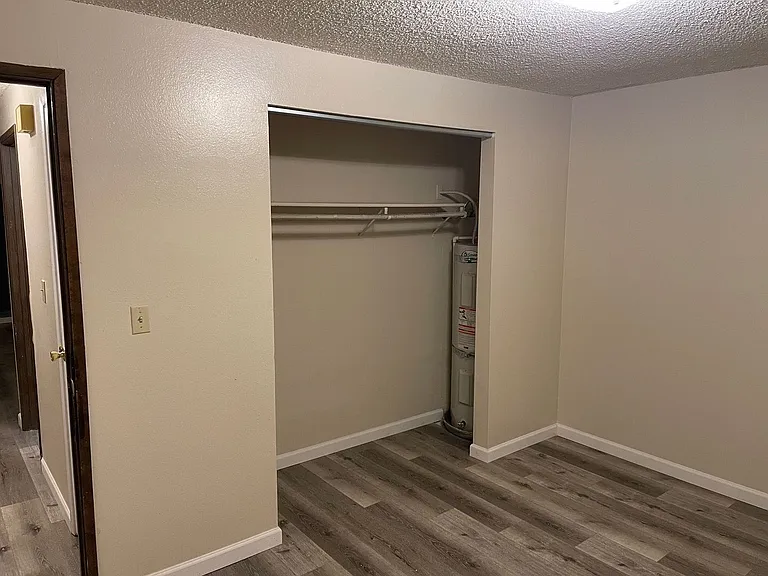 4180 Bristol Ct #G — Photo 10