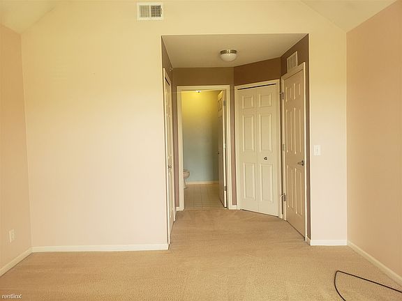 3rd image of 40473 Blythefield Ln #235