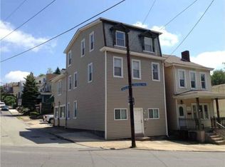 814 Chartiers Ave, Mc Kees Rocks, PA 15136