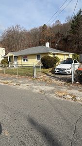 341 Oak Street, Waterbury, CT, 06705