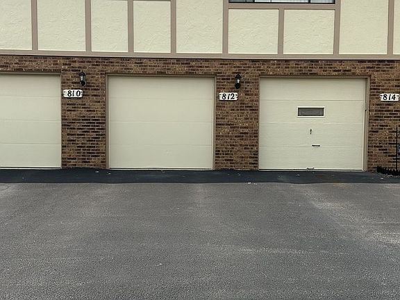 3rd image of 812 Dracut Ln #0
