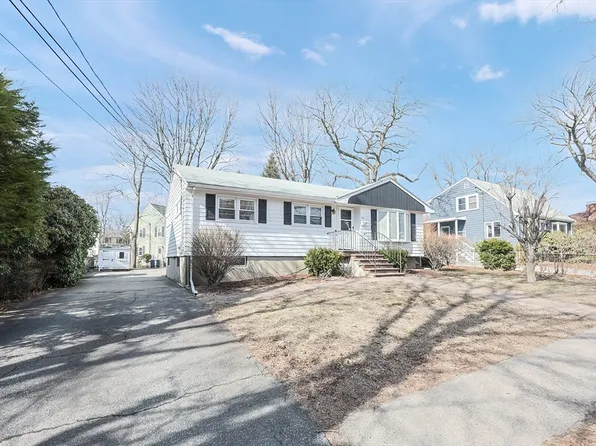 111 Dow Ave, Arlington, MA 02476