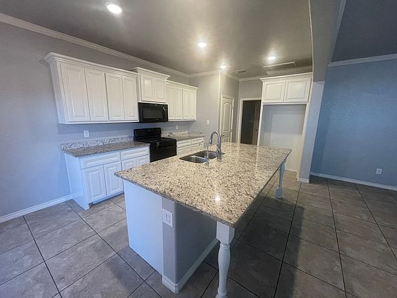 3rd image of 5910 Socorro Dr