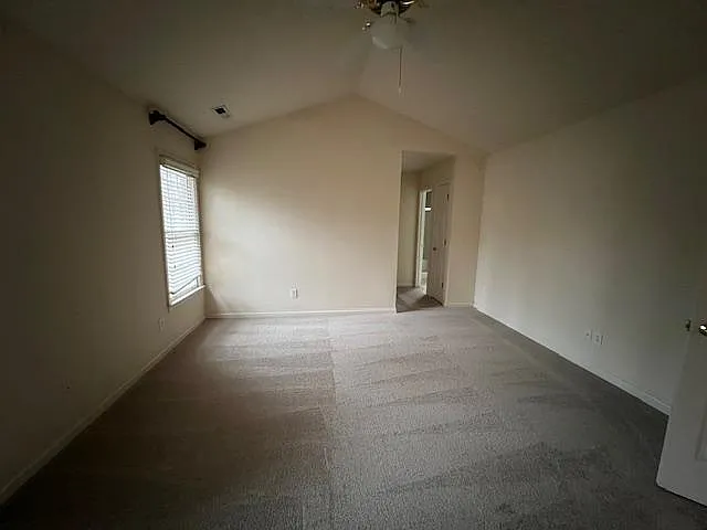 1304 Groveland Trl — Photo 31