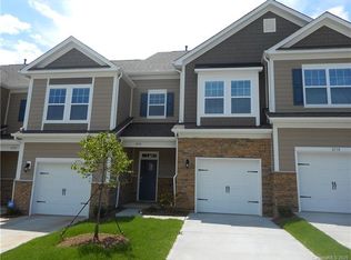 8731 Harris Lake Ln, Charlotte, NC 28269