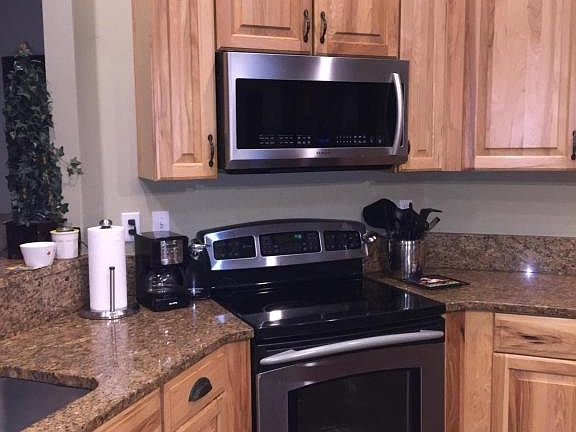 5th image of 3016 Five Oaks Ln