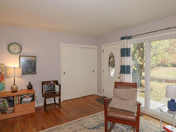 5th image of 3294 Greenway Ave