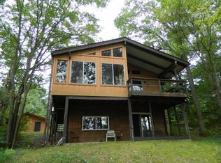 5089 Valleywood Dr, Lewiston, MI 49756