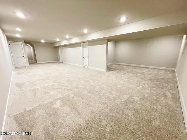 1 Beach Ct — Photo 18