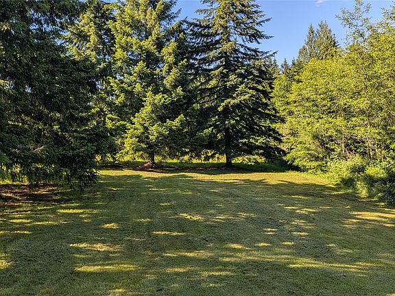 4th image of 104 Sun Valley Drive