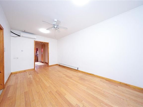 5th image of 822 72nd St
