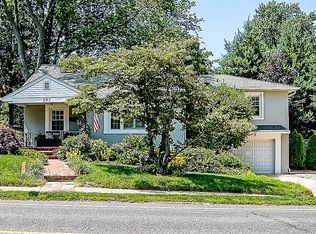 297 Navesink River Rd, Red Bank, NJ 07701