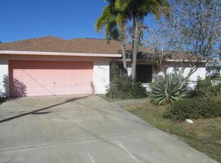 2023 SE 13th St, Cape Coral, FL 33990