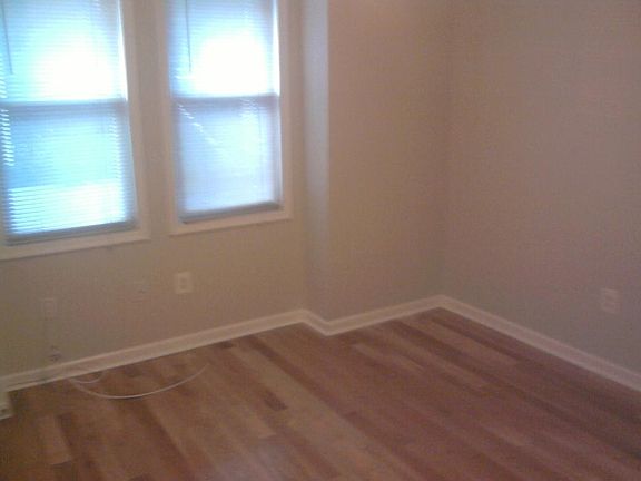 3rd image of 319 N 40th St #3