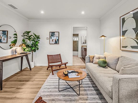3rd image of 4045 8th Ave Unit 205