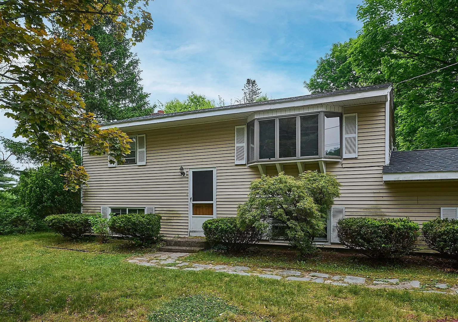 5 Bedroom House in Hadley Perfect for Groups! — Photo 3