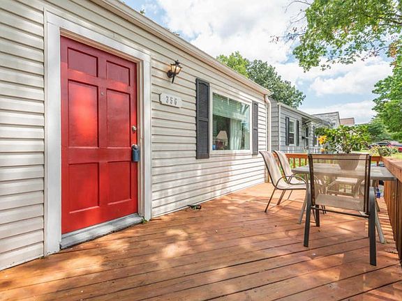 4th image of 356 Rosslyn Ave