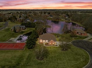 5710 Lake Briar Dr, Millstadt, IL 62260