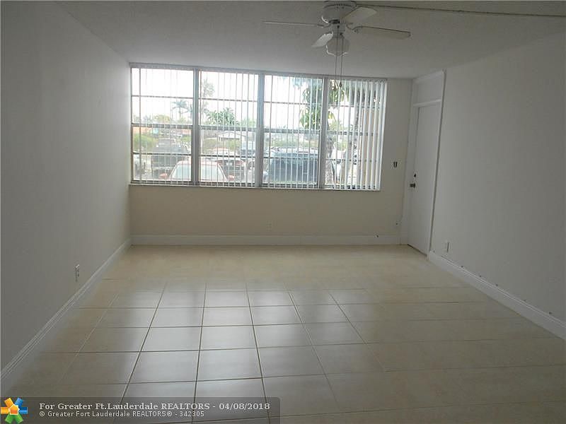 1st image of 2761 Taft St APT 111