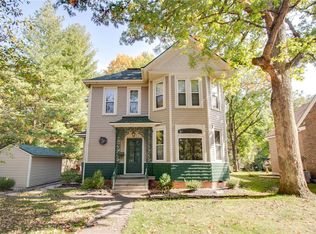 412 W 4th St, Edwardsville, IL