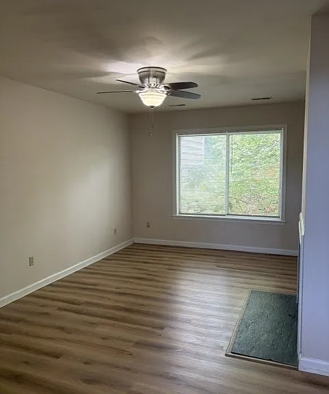 124 Governor Berkeley Rd #11 — Photo 7